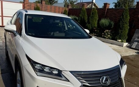 Lexus RX IV рестайлинг, 2017 год, 4 200 000 рублей, 6 фотография
