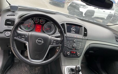 Opel Insignia II рестайлинг, 2010 год, 849 000 рублей, 5 фотография