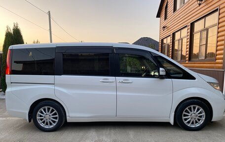 Honda Stepwgn IV, 2015 год, 1 850 000 рублей, 6 фотография