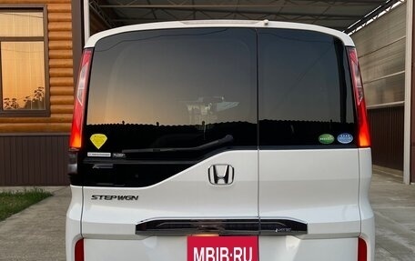 Honda Stepwgn IV, 2015 год, 1 850 000 рублей, 7 фотография