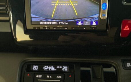 Honda Stepwgn IV, 2015 год, 1 850 000 рублей, 31 фотография