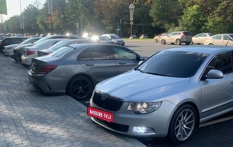 Skoda Superb III рестайлинг, 2009 год, 900 000 рублей, 4 фотография