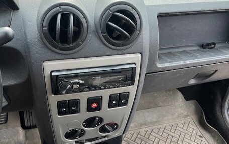Renault Logan I, 2006 год, 325 000 рублей, 11 фотография