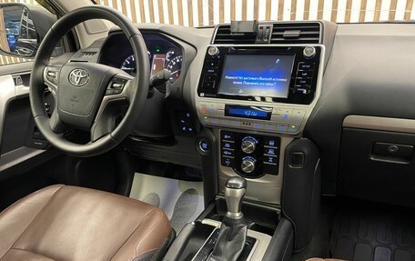 Toyota Land Cruiser Prado 150 рестайлинг 2, 2018 год, 4 680 000 рублей, 10 фотография