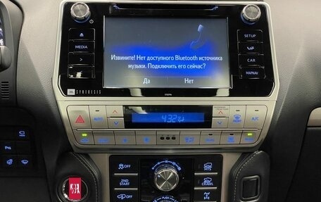 Toyota Land Cruiser Prado 150 рестайлинг 2, 2018 год, 4 680 000 рублей, 20 фотография