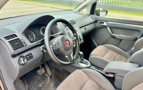 Volkswagen Touran III, 2012 год, 815 000 рублей, 8 фотография