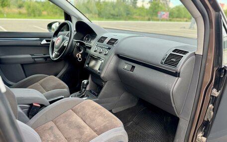 Volkswagen Touran III, 2012 год, 815 000 рублей, 14 фотография