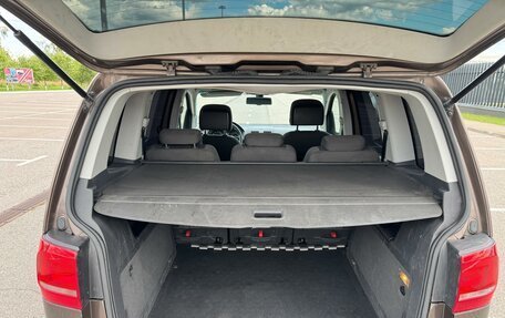 Volkswagen Touran III, 2012 год, 815 000 рублей, 20 фотография