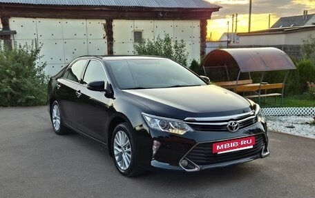 Toyota Camry, 2015 год, 2 550 000 рублей, 7 фотография