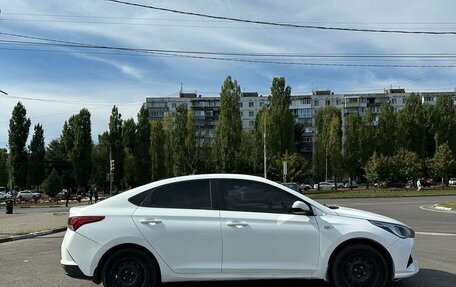 Hyundai Solaris II рестайлинг, 2018 год, 850 000 рублей, 6 фотография