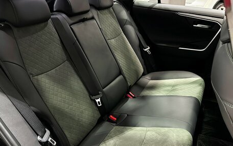 Toyota RAV4, 2025 год, 3 897 000 рублей, 17 фотография