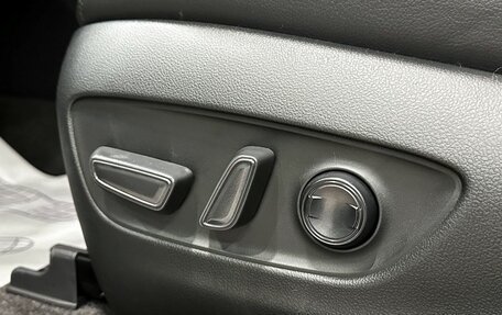 Toyota RAV4, 2025 год, 3 897 000 рублей, 21 фотография