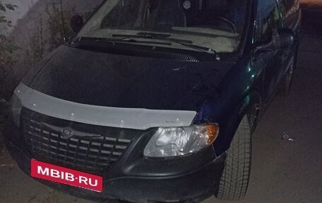 Chrysler Voyager IV, 2001 год, 1 фотография