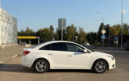 Chevrolet Cruze II, 2010 год, 980 000 рублей, 6 фотография