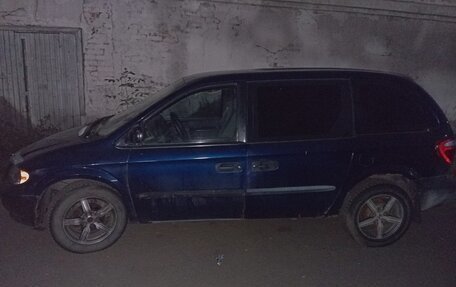 Chrysler Voyager IV, 2001 год, 2 фотография