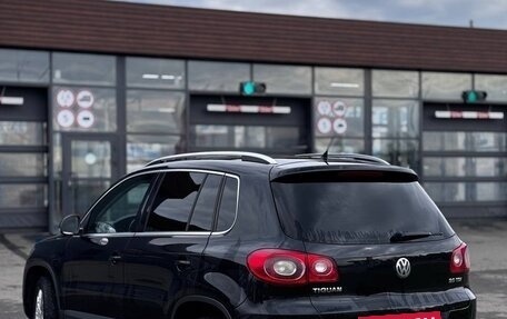 Volkswagen Tiguan I, 2010 год, 865 000 рублей, 3 фотография
