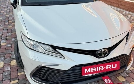 Toyota Camry, 2021 год, 3 400 000 рублей, 3 фотография