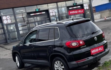 Volkswagen Tiguan I, 2010 год, 865 000 рублей, 2 фотография
