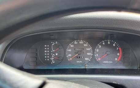 Nissan Avenir II, 1998 год, 395 000 рублей, 7 фотография