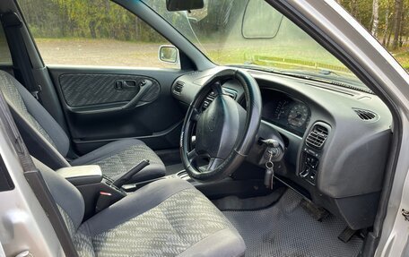 Nissan Avenir II, 1998 год, 395 000 рублей, 8 фотография