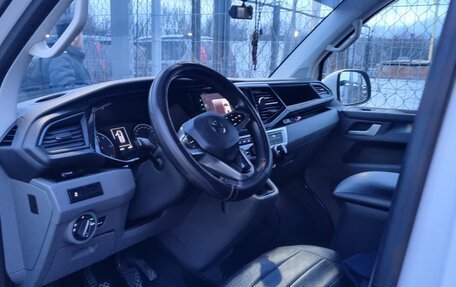 Volkswagen Caravelle T6 рестайлинг, 2020 год, 3 380 000 рублей, 5 фотография