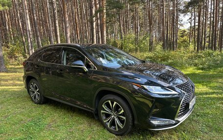 Lexus RX IV рестайлинг, 2021 год, 5 800 000 рублей, 4 фотография