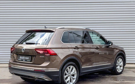 Volkswagen Tiguan II, 2019 год, 2 865 000 рублей, 5 фотография