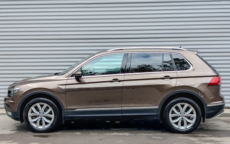 Volkswagen Tiguan II, 2019 год, 2 865 000 рублей, 8 фотография