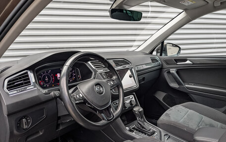 Volkswagen Tiguan II, 2019 год, 2 865 000 рублей, 15 фотография