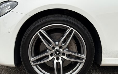 Mercedes-Benz E-Класс, 2019 год, 3 750 000 рублей, 10 фотография