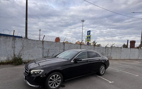 Mercedes-Benz E-Класс, 2021 год, 3 100 000 рублей, 2 фотография