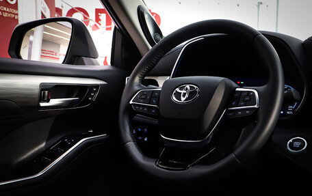 Toyota Highlander, 2025 год, 5 950 000 рублей, 13 фотография