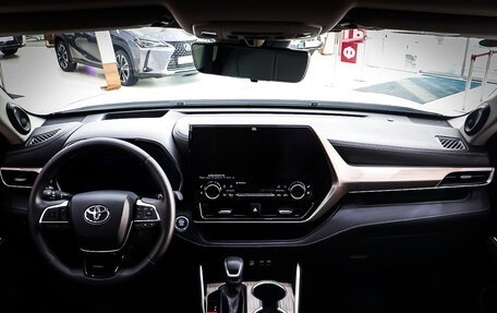 Toyota Highlander, 2025 год, 5 950 000 рублей, 12 фотография