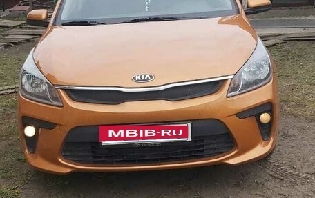 KIA Rio III рестайлинг, 2017 год, 899 999 рублей, 1 фотография