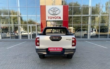 Toyota Hilux VIII, 2025 год, 7 850 000 рублей, 6 фотография