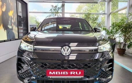 Volkswagen Tiguan, 2025 год, 4 898 000 рублей, 2 фотография