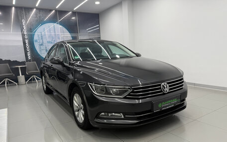Volkswagen Passat B8 рестайлинг, 2019 год, 1 970 000 рублей, 3 фотография