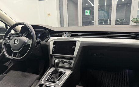 Volkswagen Passat B8 рестайлинг, 2019 год, 1 970 000 рублей, 19 фотография