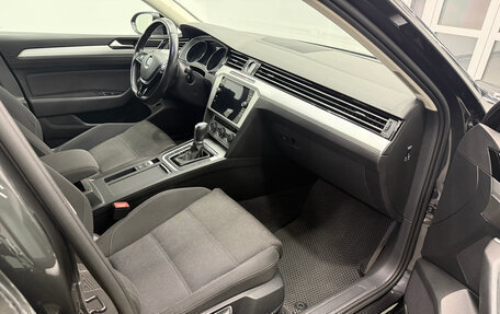 Volkswagen Passat B8 рестайлинг, 2019 год, 1 970 000 рублей, 17 фотография