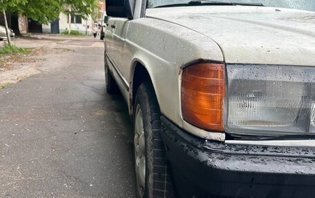 Mercedes-Benz 190 (W201), 1984 год, 110 000 рублей, 1 фотография