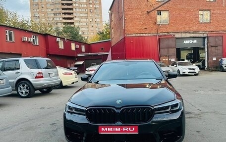 BMW 5 серия, 2018 год, 2 900 000 рублей, 1 фотография