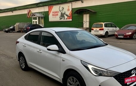 Hyundai Solaris II рестайлинг, 2021 год, 2 100 000 рублей, 5 фотография