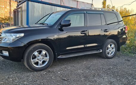 Toyota Land Cruiser 200, 2011 год, 3 400 000 рублей, 7 фотография