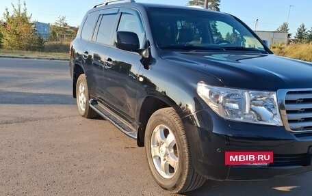 Toyota Land Cruiser 200, 2011 год, 3 400 000 рублей, 2 фотография