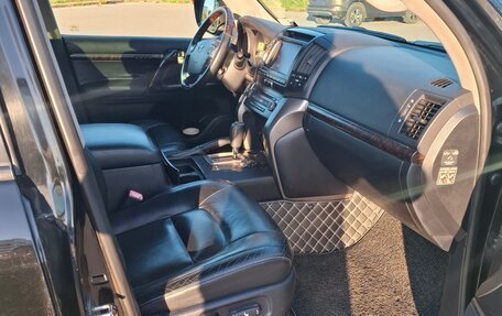 Toyota Land Cruiser 200, 2011 год, 3 400 000 рублей, 14 фотография