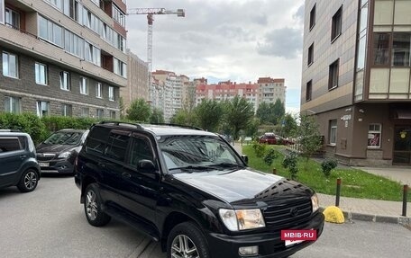 Toyota Land Cruiser 100 рестайлинг 2, 1998 год, 1 500 000 рублей, 2 фотография