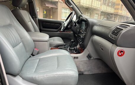 Toyota Land Cruiser 100 рестайлинг 2, 1998 год, 1 500 000 рублей, 28 фотография