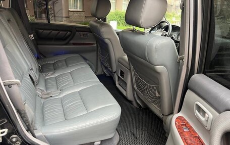 Toyota Land Cruiser 100 рестайлинг 2, 1998 год, 1 500 000 рублей, 33 фотография