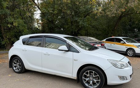 Opel Astra J, 2012 год, 600 000 рублей, 4 фотография