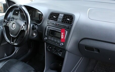 Volkswagen Polo VI (EU Market), 2016 год, 999 000 рублей, 16 фотография